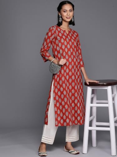 Image of Varanga Women Printed Straight Kurta | Cotton | Round Neck | 3 /4 Sleeve |Casual Wear