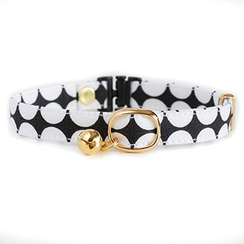 【 猫雑貨 招福 】 猫 首輪 セーフティバックル付 安全ベルト 鈴付 (M, 白黒) : O-WB-M