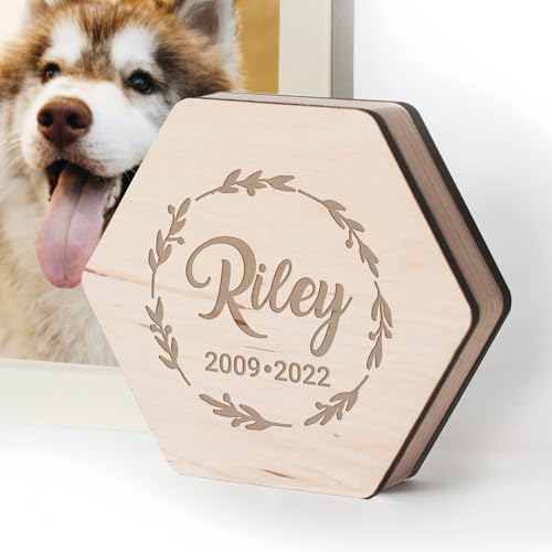 Image of Personalized Pet Hair Keepsake Box for Dog and Cat Fur - Engraved Wood Memorial Box - Customized Unique Gift for Loss of Furry Friend Wooden (Light Diamond Wood Lid)