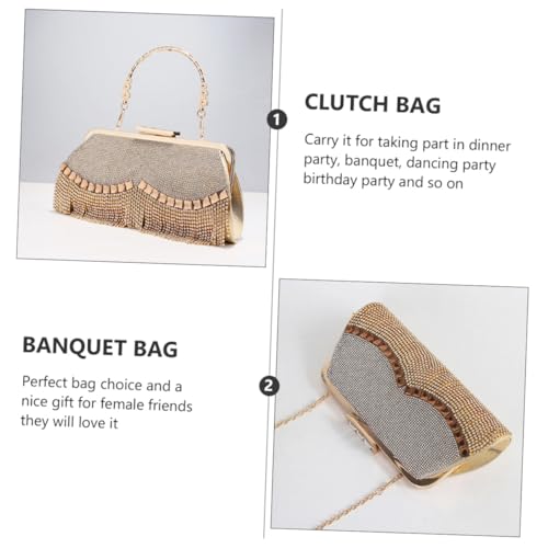 Pochette de soirée dorée compacte pour ranger vos essentiels de fête - 3