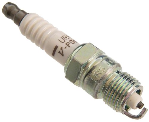 Démarrage difficile résolu avec NGK Spark Plug V-Power UR5 essence