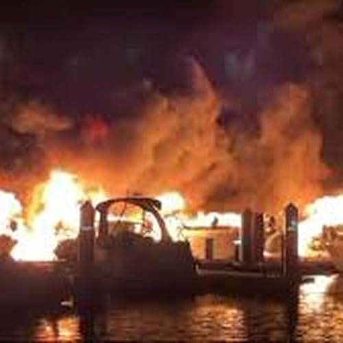 Hillarys boat blast remains a mystery