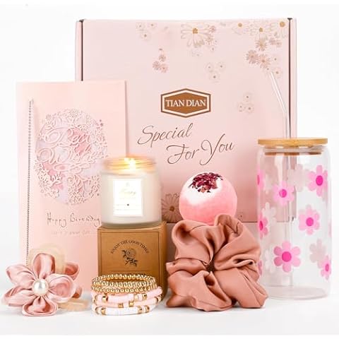 Daisy Aesthetic Gift Set by TIAN DIAN Cover