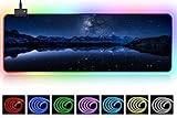 Abmessungen von 900 x 400 mm: Das erweiterte IKAEASD-Mauspad bietet eine größere Nutzfläche, um Tastatur, Maus und andere Dinge auf dem Desktop beim Spielen oder bei Büroarbeiten abzudecken. Gleichzeitig kann dieses Mauspad Ihren Schreibtisch schützen