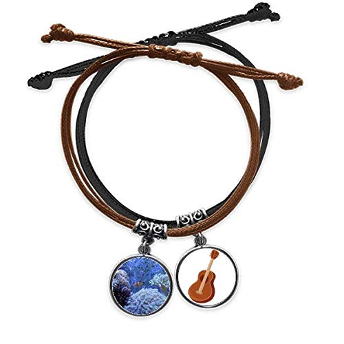Pulsera de cuero océano y arrecife de coral con acabados artesanales y diseño exclusivo de guitarra