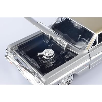 Motormax 1964 Chervolet Impala Get Low Series 1/24 Diecast Model Lowrider car
