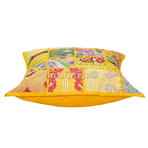 Housses de coussin patchwork jaune pour une ambiance bohème au salon - 5