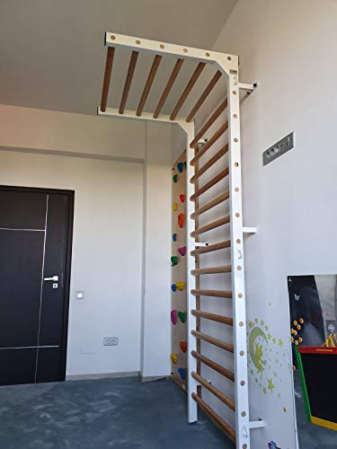 Sprossenwand Artimex Sport Equipment mit Klimmzugfunktion