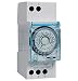Produktbild Hager EH209  Zeitschaltuhr Bereich täglichen ohne Reserve Hebel 1 Switch
