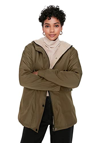 Parka à manches longues Trendyol : la solution contre le vent frais avec un col à revers élégant