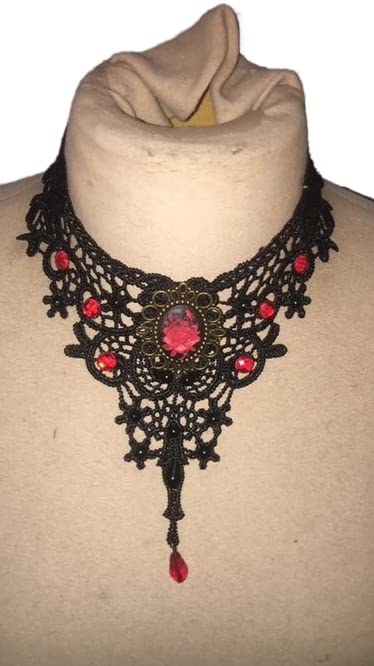 Collier ras du cou dentelle noire camée la rose rouge pour ajustement parfait