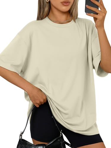 Look Chic All Summer with this Oversized Tee