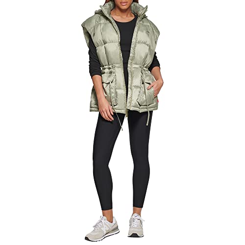 Image of Levi's Women's Quilted Megan Hooded Puffer Jacket