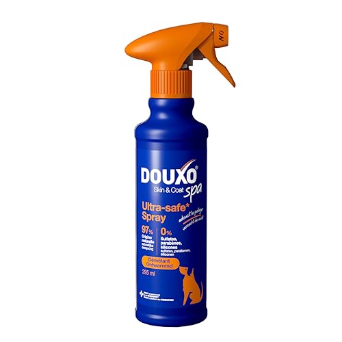 DOUXO Skin & Coat Spa - Ultra-Safe Spray démêlant pour Chiens, 340mL, démêle et nourrit Le Pelage en Toute sécurité, Laisse Le Pelage Doux, Soyeux et sans Noeuds,...