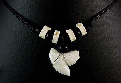 Genuine Shark Tooth Necklace, Mako Shark Tooth Necklace for Men, Cool Beach Cowrie Shells Wooden Beads Necklace for Women (CA433)3