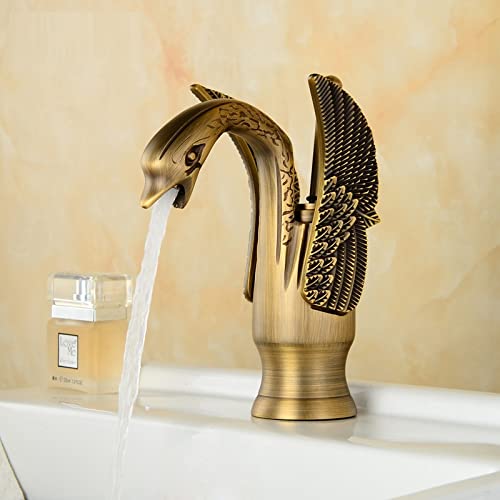 Robinet de lavabo de comptoir pour vasque haute et ambiance rétro chic