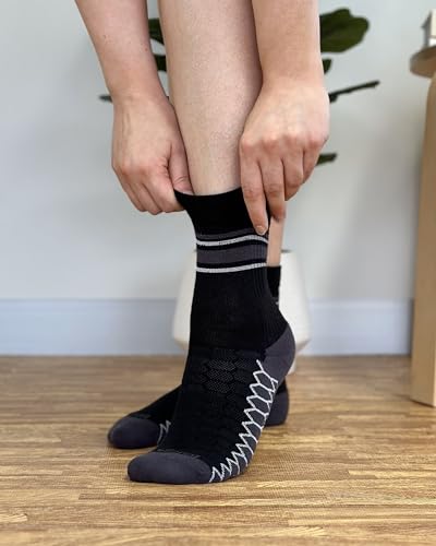 Image of Balega Unisex Adult Silver Mini Crew Performance Running Socks, Breathable-moisture Wicking Style (1 Pair)