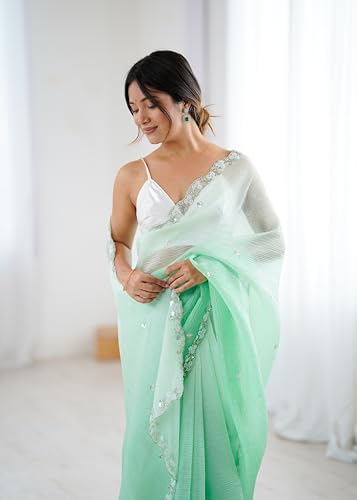 Image of Women's Chiffon Embellished Saree With Unstitched Blouse Piece