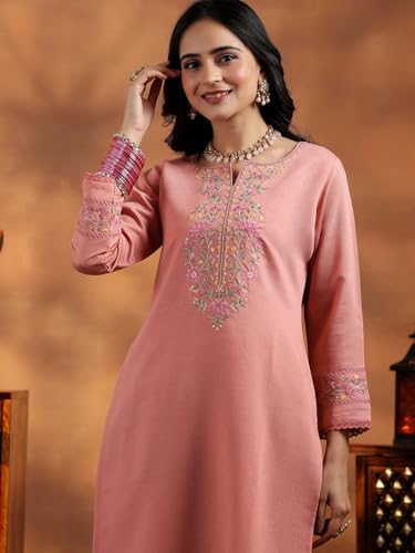 Image of Libas Embroidered Silk Blend Straight Kurta With Trouser and Dupatta