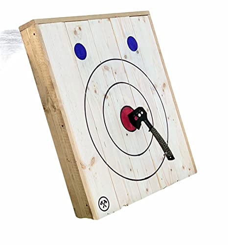 Leaning Axe and Knife Throwing Target