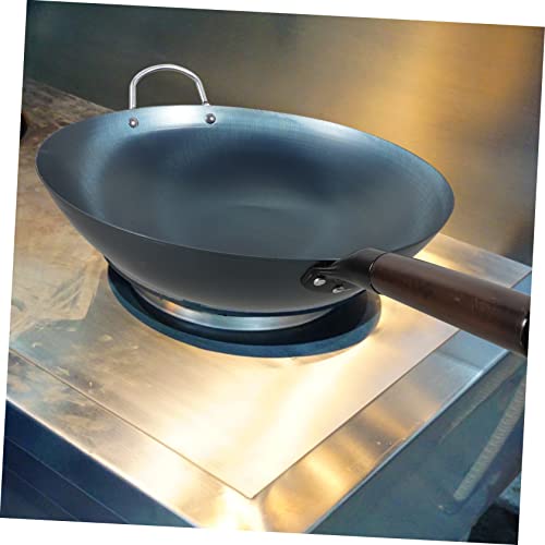 Wok de hierro tradicional con mango de madera miniatura 5