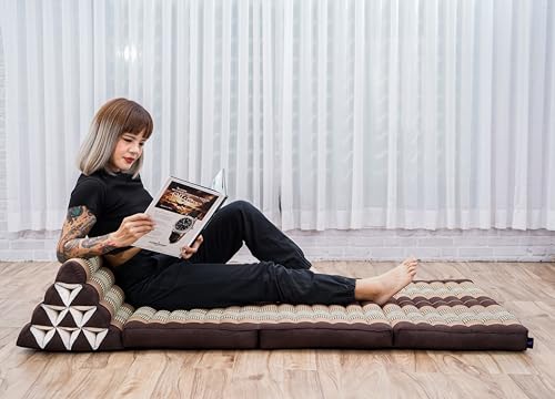 Image of Leewadee 3-Fold Mat XXL with Triangle Cushion - Firm TV Pillow, Foldable Mattress with Cushion Made of Kapok, 67 x 31 inches, Brown