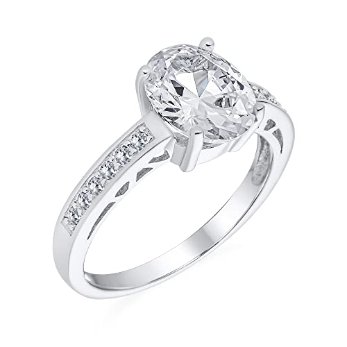Bague de fiançailles solitaire 3CT ovale en argent .925 avec bande pavée en zircon cubique