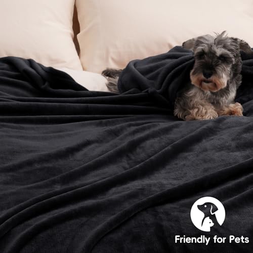 PHF Ultra Soft Fleece Blanket Single Size 130x150cm, No Shed No Pilling Luxury Plush Cozy Flannel 280GSM Lightweight Throw Blanket for Bed, Couch, Chair, Sofa Suitable for All Season, Black - Image 6