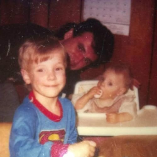 Season 2, Episode 3-A (#27): Voicenails from Mom
