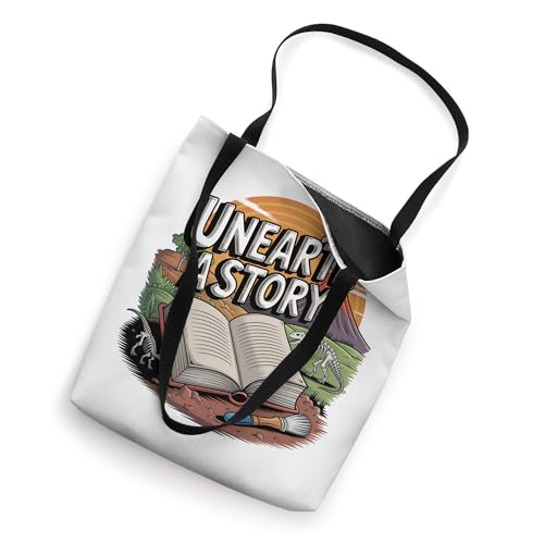 Bolsa Tote Unearth a Story (Summer Reading 2026) miniatura 2