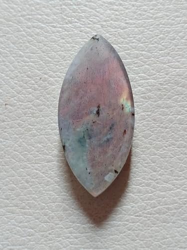 Labradorite violette naturelle en cabochon marquise pour fabrication bague et collier