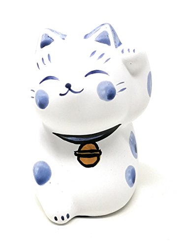 THY COLLECTIBLES Hand Painted Feng Shui Mini Maneki Neko Lucky Cat White Small Decor Trinket Ornament for Home or Car