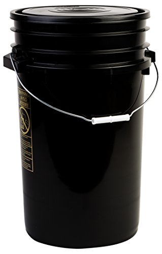 Hudson Exchange Premium 7 Gallon Bucket with Lid, HDPE, Black