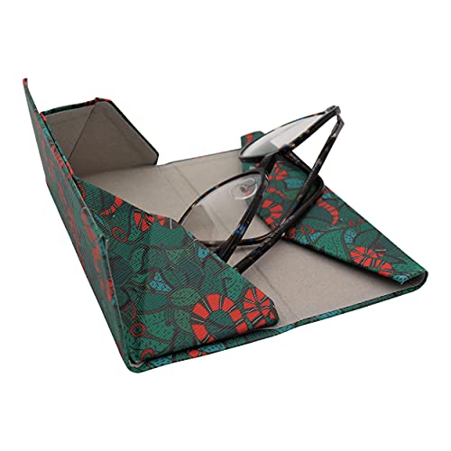 Image of Real Sic Glasses Case for Men and Women - Magnetic Folding Hard Shell Sunglass Holder - Inspired by Adorable Animals