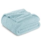 Confort toutes saisons: Pensée pour s'adapter aux saisons, elle vous réchauffe pendant les nuits d'hiver tout en restant agréable pendant les soirées fraîches d'été. Sa texture moelleuse apporte une touche de luxe à votre espace