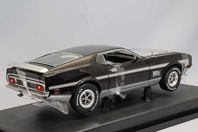 ミニカー 1/18 Ford MUSTANG Mach 1 Sunstar 1/18 Ford Mustang MACH 1 1971 Raven Black : Amazon.co.uk
