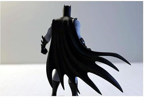 Miniatura 4 de DC Collectibles Batman: Colección en blanco y negro - Estatua de Batman por Amanda Conner