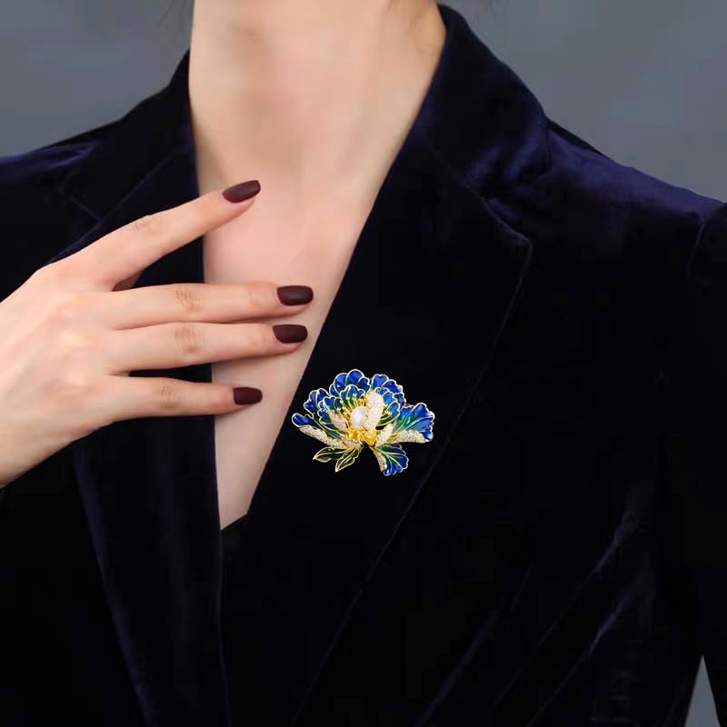 Image of Elegant Flower Brooch Pin for Women, Stylish Vinage Crystal Pearl Rhinestones Brooches Pins Dainty Lapel Pins for Dress Accessories Jewelry