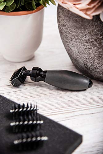 Sizzix Die Brush and Foam Pad 660513 for Wafer-Thin & Intricate Dies, Scrapbooking, Cardmaking, Papercraft & Home Décor Accessory, Black