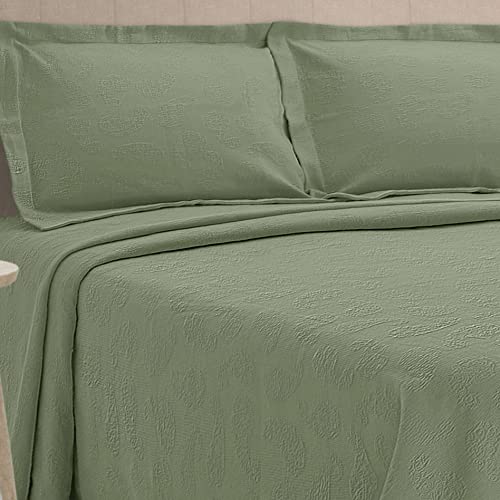Image of BNM Oversized Paisley Matelasse Cotton Bedspread, Jacquard Weave, Soft and Breathable, All-Season, Cozy and Lightweight, Perfect for Master or Guest Bedroom, Matching Pillow Shams, Sage, Twin