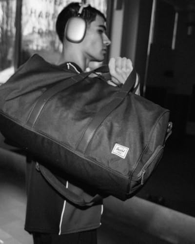 Image of Herschel Novel Duffel Bag, Ivy Green, OS