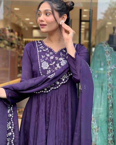 Image of Fashion Basket Silk Embroidered Kurta Set with Duptta for Women