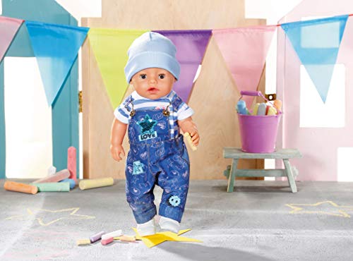 Zapf Creation 827826 BABY born Soft Touch Brother Puppe, 43 cm & Deluxe Latzhose Spielset für 43cm Puppe & Soziale… – Bild 6