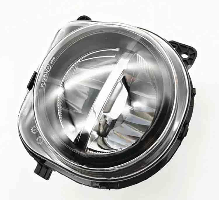 Feux de jour LED BMW F10 LCI antibrouillard droit 528i 535i 550i