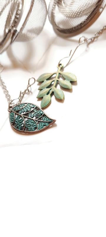 Mixed Green Leaf Tea Infusers with Leaf Charms Assorted - 4 pcs