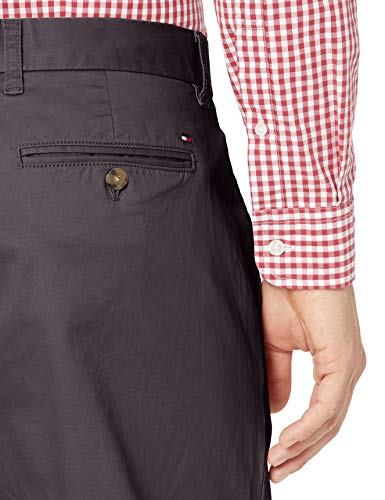 Image of Tommy Hilfiger Men's Stretch Cotton Chino Pants in Custom Fit