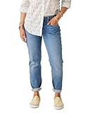 BOYFRIEND CUT - The Carson Jean offers a modern spin on the classic boyfriend jean, with a casual yet flattering fit. These jeans have a mid-rise with just the right amount of stretch for all-day comfort. ORGANIC COTTON FOR SUSTAINABILITY - Crafted f...