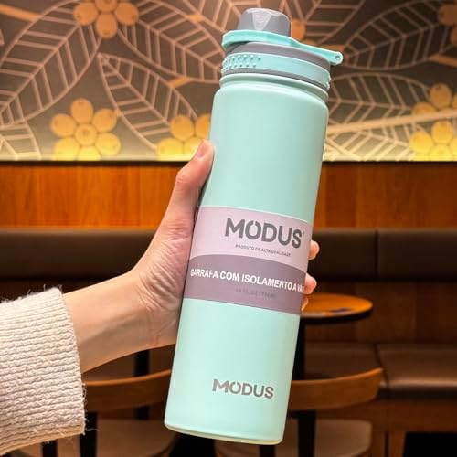 Garrafa de &Aacute;gua T&eacute;rmica em A&ccedil;o Inoxid&aacute;vel 750ml com Sistema Antivazamento e Al&ccedil;a em Inox (Verde)