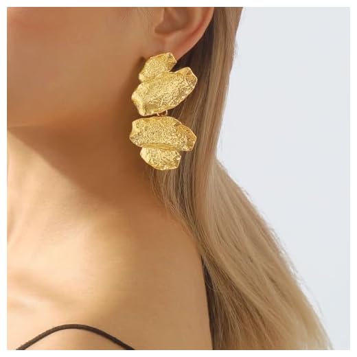 Fashion Dangle Earrings for Women Leaf Earrings Casual Gold Silver Stud Earring Party Lightweight Holiday Earrings (Flakes-Gold)