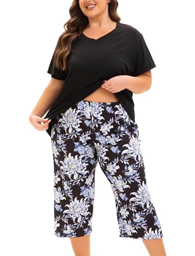 Image of Plus Size Pajamas for Women Set, Womens Plus Size Short Sleeve V Neck Capri Pants Pajama Sets with Pockets